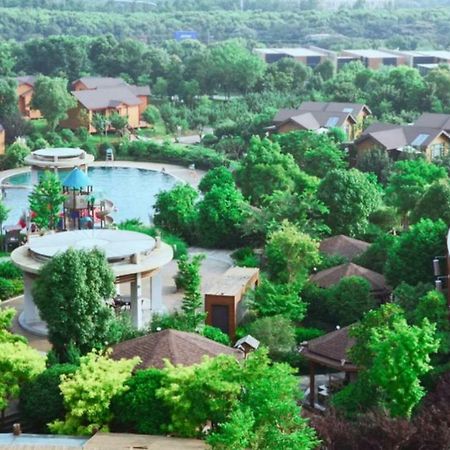 Suzhou Phoenix Hotspring Resort Zhangjiagang Экстерьер фото