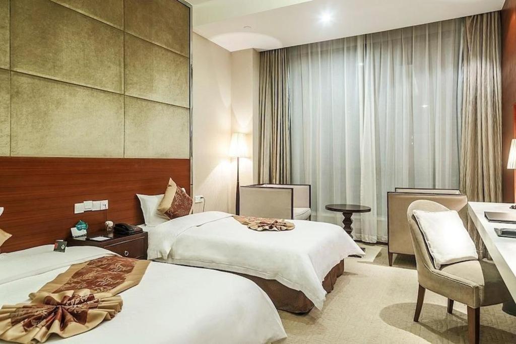 Suzhou Phoenix Hotspring Resort Zhangjiagang Экстерьер фото