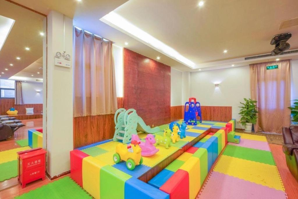 Suzhou Phoenix Hotspring Resort Zhangjiagang Экстерьер фото