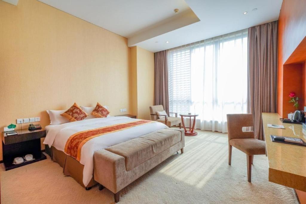 Suzhou Phoenix Hotspring Resort Zhangjiagang Экстерьер фото