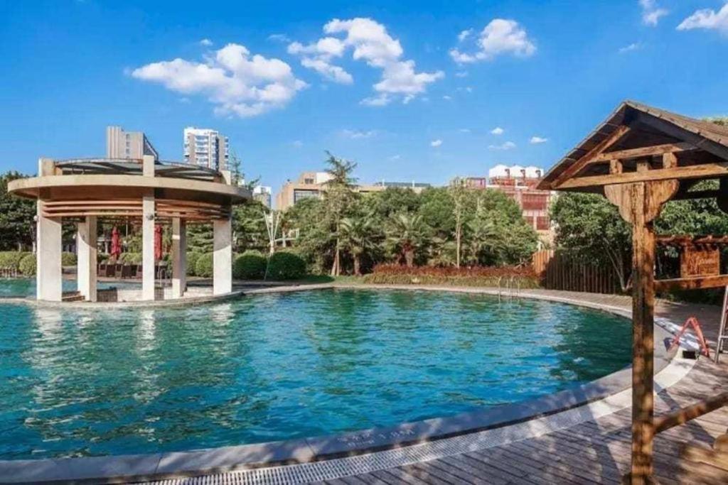 Suzhou Phoenix Hotspring Resort Zhangjiagang Экстерьер фото