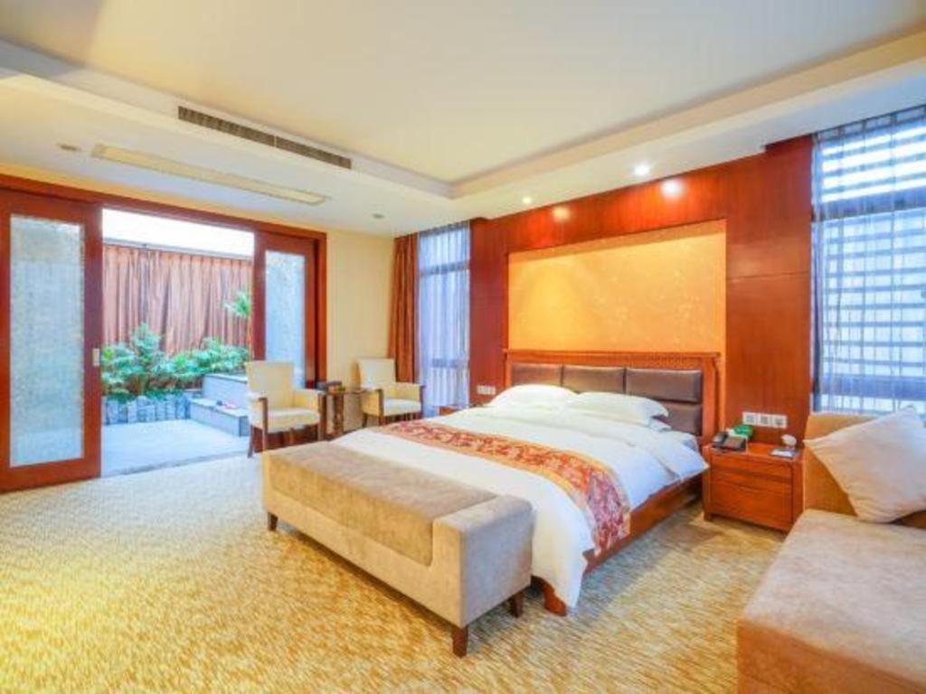 Suzhou Phoenix Hotspring Resort Zhangjiagang Экстерьер фото