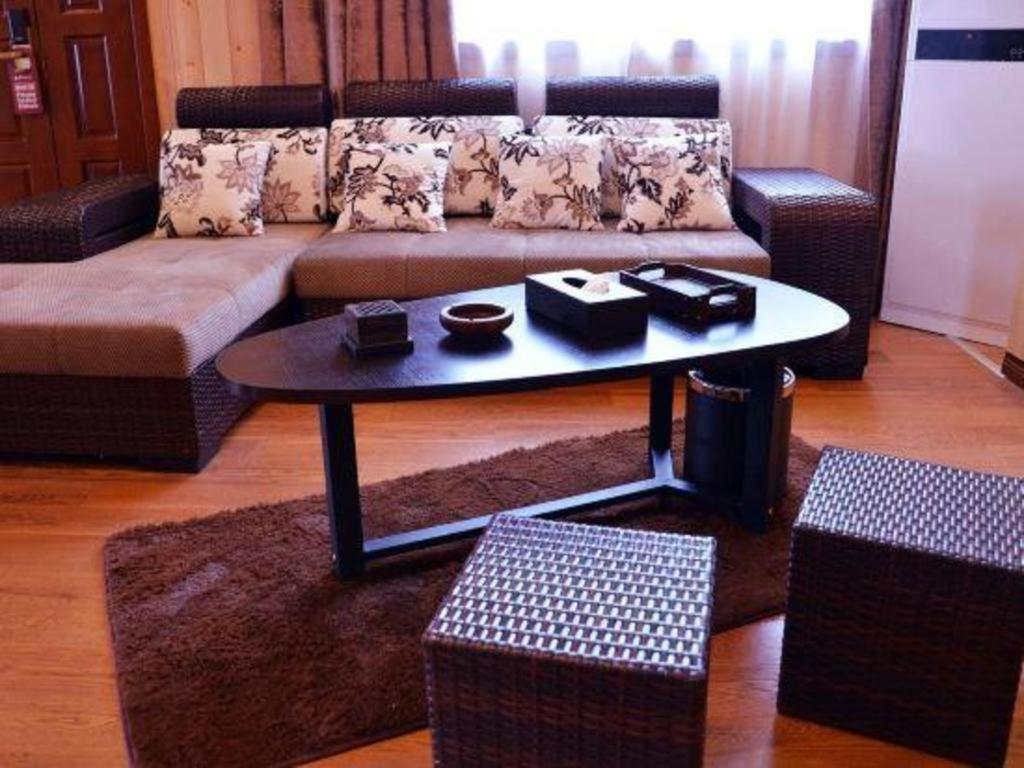 Suzhou Phoenix Hotspring Resort Zhangjiagang Экстерьер фото